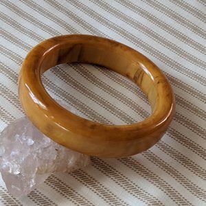 CHUNKY VINTAGE BUTTERSCOTCH AND BROWN SWIRL BAKELITE BANGLE BRACELET TESTED